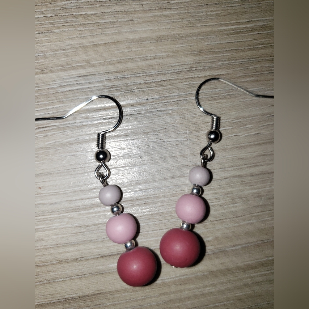 Ombre drop earrings lilac mauve maroon handmade silvertone metal